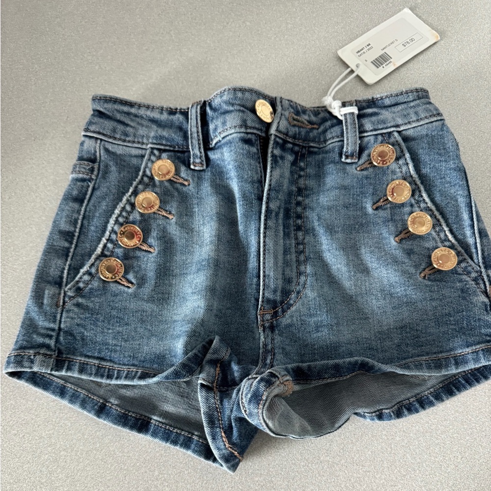Katie J NYC Denim Blue Kids Shorts with Gold Accents Size 7/8